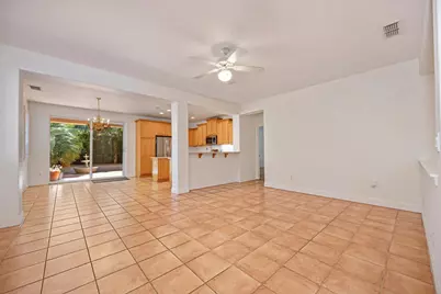 121 Perzaul, Sacramento, CA 95835 - Photo 7