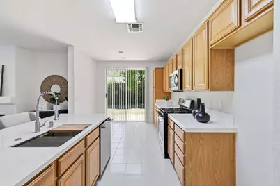2335 New Eureka Way, Rancho Cordova, CA 95670 - Photo 11