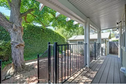1124 34th Street, Sacramento, CA 95816 - Photo 35