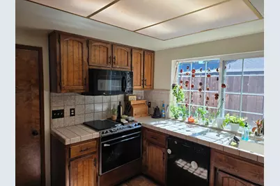 3204 Paioni Court, Modesto, CA 95356 - Photo 9