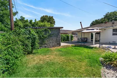9528 Sara Street, Elk Grove, CA 95624 - Photo 53