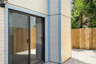1805 V St, Sacramento, CA 95818 - Photo 17