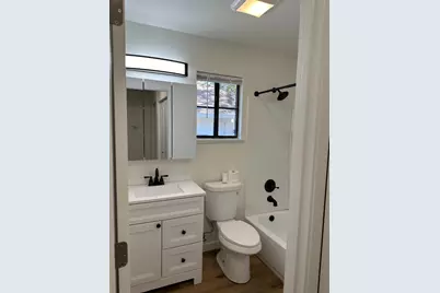 1805 V Street, Sacramento, CA 95818 - Photo 27
