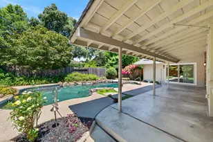 11 Spray Ct, Sacramento, CA 95831 - Photo 25