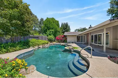 11 Spray Court, Sacramento, CA 95831 - Photo 23