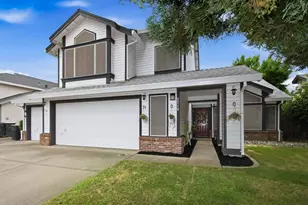 2210 Thurton Dr, Roseville, CA 95747 - Photo 3