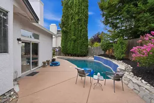 2210 Thurton Dr, Roseville, CA 95747 - Photo 41