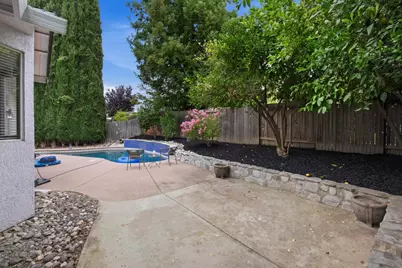 2210 Thurton Drive, Roseville, CA 95747 - Photo 47
