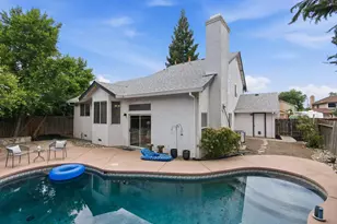 2210 Thurton Dr, Roseville, CA 95747 - Photo 45