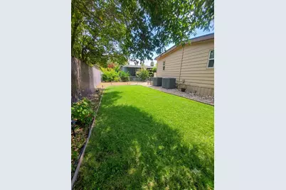 Yefim Way #55, Roseville, CA 95661 - Photo 3