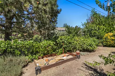 8813 Mavis Avenue, Orangevale, CA 95662 - Photo 31