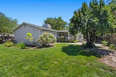 8813 Mavis Avenue, Orangevale, CA 95662 - Photo 33