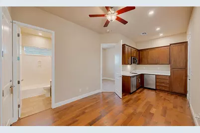 1827 Tulip Court, Lodi, CA 95242 - Photo 9