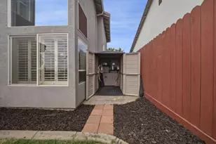 2029 Archer Cir, Rocklin, CA 95765 - Photo 37