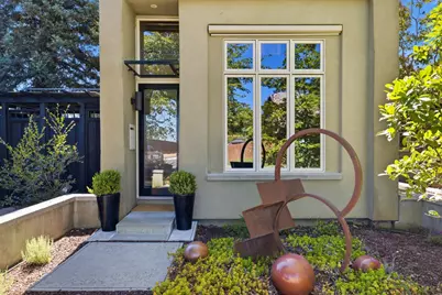 1833 50th Street, Sacramento, CA 95819 - Photo 3