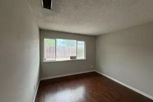 5633 Revelstok Dr, Sacramento, CA 95842 - Photo 7