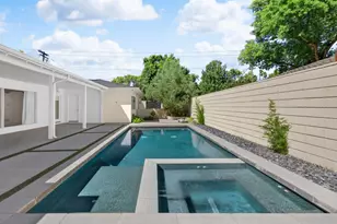 902 Mills Ave, Modesto, CA 95350 - Photo 35