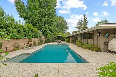 910 Somersby Way, Sacramento, CA 95864 - Photo 29