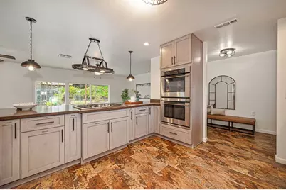 3901 Hancock Drive, Sacramento, CA 95821 - Photo 5