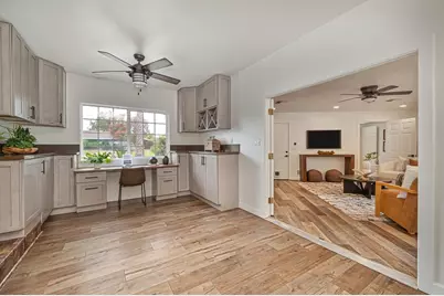3901 Hancock Drive, Sacramento, CA 95821 - Photo 11