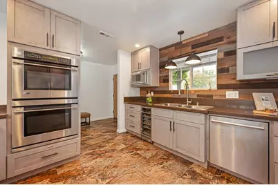3901 Hancock Drive, Sacramento, CA 95821 - Photo 9
