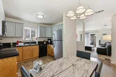 6310 Brigadoon Way, Sacramento, CA 95842 - Photo 21