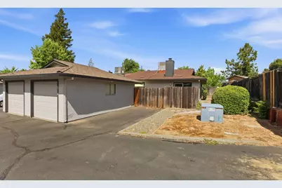 6310 Brigadoon Way, Sacramento, CA 95842 - Photo 5