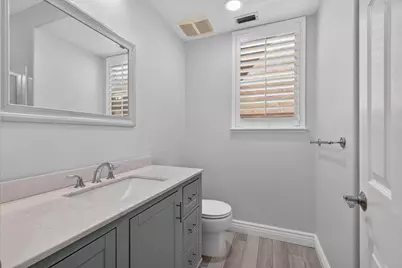 17021 Tulip Tree Way, Lathrop, CA 95330 - Photo 21