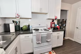 1725 V St, Sacramento, CA 95818 - Photo 17
