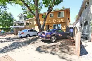 1725 V St, Sacramento, CA 95818 - Photo 3