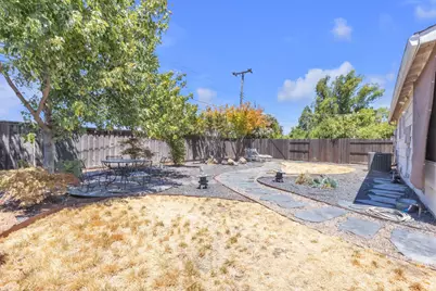 4915 H Parkway, Sacramento, CA 95823 - Photo 21