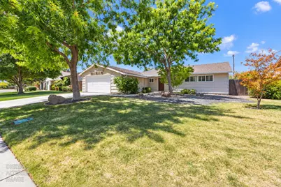 4915 H Parkway, Sacramento, CA 95823 - Photo 3