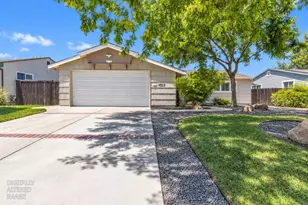 4915 H Pkwy, Sacramento, CA 95823 - Photo 1