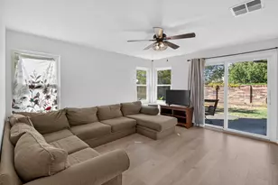 6413 Alpinespring Way, Elk Grove, CA 95758 - Photo 13