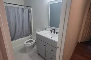 7650 Country Park Dr, Sacramento, CA 95828 - Photo 11