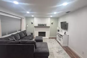7650 Country Park Dr, Sacramento, CA 95828 - Photo 3
