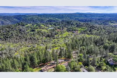 2065 Hotchkiss Court, Cool, CA 95614 - Photo 9