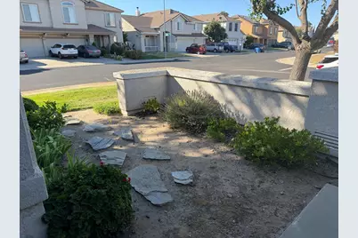 1854 Winding River Court, Manteca, CA 95337 - Photo 3