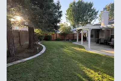 1854 Winding River Court, Manteca, CA 95337 - Photo 23