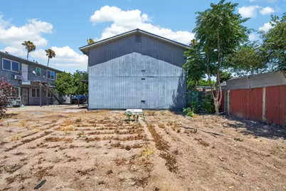131 S Airport Way, Stockton, CA 95205 - Photo 31