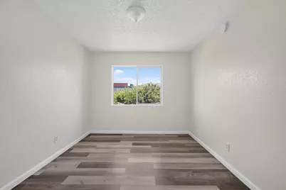 131 S Airport Way, Stockton, CA 95205 - Photo 19