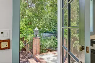 1557 39th St, Sacramento, CA 95816 - Photo 27