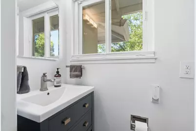 801 Bell Air Drive, Sacramento, CA 95822 - Photo 11