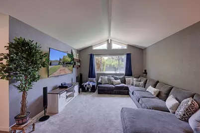 8242 Treecrest Avenue, Fair Oaks, CA 95628 - Photo 13