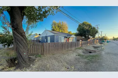 4532 E Washington Street, Stockton, CA 95215 - Photo 5