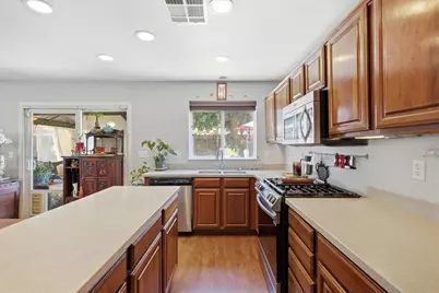 4253 Narraganset Way, Mather, CA 95655 - Photo 7
