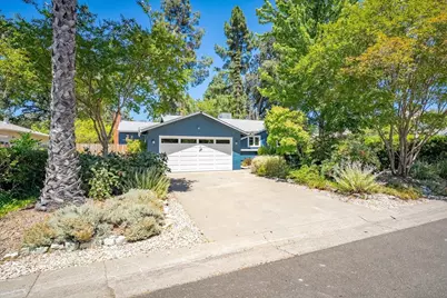 2321 Laredo Road, Sacramento, CA 95825 - Photo 11