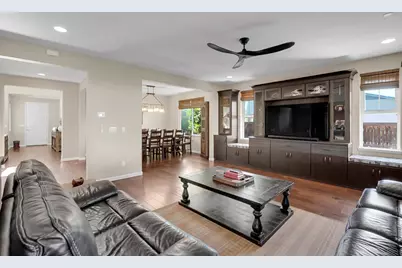 9910 Penela Way, Elk Grove, CA 95757 - Photo 19