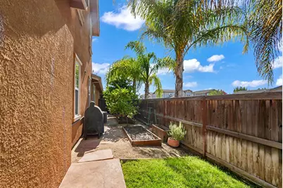 9910 Penela Way, Elk Grove, CA 95757 - Photo 39