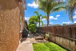 9910 Penela Way, Elk Grove, CA 95757 - Photo 39